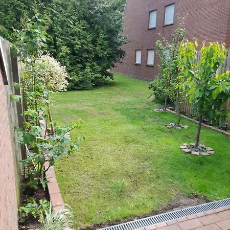 Ferienwohnung-moewe-146-mit-terrasse-und-garten