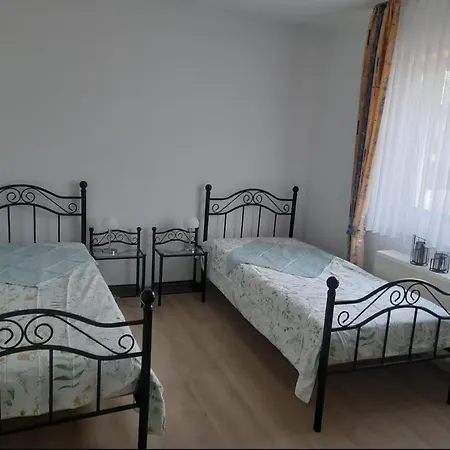 Ferienwohnung-moewe-146-mit-terrasse-und-garten Apartman