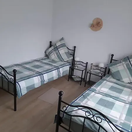 Ferienwohnung-moewe-146-mit-terrasse-und-garten